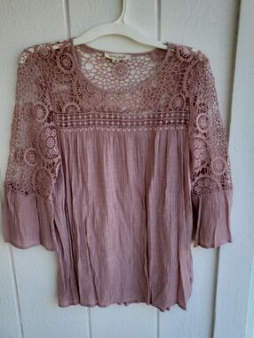 Band Crush Mauve Crochet Yoke Peasant Tunic Boho